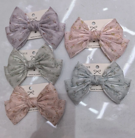 New trendy hair clips in 2026, featuring small flower rhinestones, bow duckbill hair clips, fresh and elegant, high-end princess headwear... New trendy hair clips in 2026, featuring small flower rhinestones, bow duckbill hair clips, fresh and elegant, high-end princess headwear...